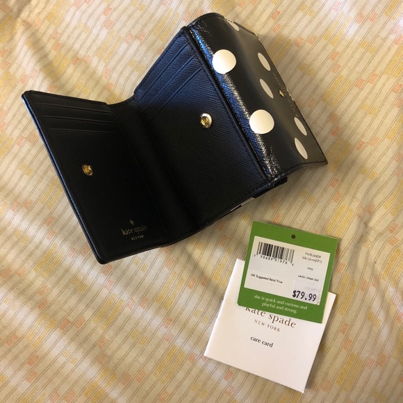 Kate Spade Wallet - Picture 5 of 8